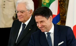 Le président italien Sergio Mattarella et le Premier ministre Giuseppe Conte lors de la cérémonie de prestation de serment à Rome le 5 septembre 2019