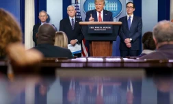 Le président américain Donald Trump s'exprime lors d'un point de presse à la Maison Blanche le 25 mars 2020