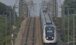 Un TGV de la SNCF sur la ligne Paris-Bordeaux, le 31 août 2024