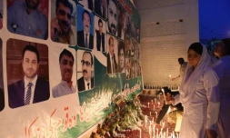 Veillée à Quetta, au Pakistan, le 9 août 2016, pour rendre hommage aux victimes de l'attentat suicide