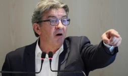 Le leader de La France Insoumise (LFI) Jean-Luc Mélenchon s'exprime lors d'une conférence de presse à Paris le 12 septembre 2019