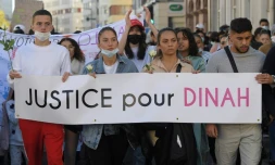 Marche blanche, le 24 octobre 2021 à Mulhouse, à la mémoire de Dinah,  adolescente de 14 ans qui s'est suicidée, victime de harcèlement scolaire selon sa famille