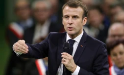 Emmanuel Macron lance le grand débat devant les maires normands réunis à Grand Bourgtheroulde, le 15 janvier 2019