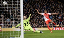 Lors du 8e de finale aller de Ligue des champions, le 21 février 2017 à Manchester, le Monégasque Kylian Mbappé marque face au City