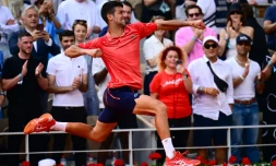 Le Serbe Novak Djokovic, vainqueur de Roland-Garros et de son 23e titre du Grand Chelem, le 11 juin 2023