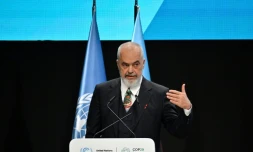 Le Premier ministre albanais Edi Rama Ă la tribune de la COP29, le 13 novembre 2024 Ă Bakou, en AzerbaĂŻdjan