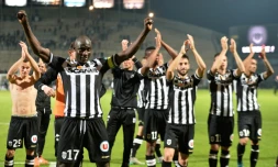 Les joueurs angevins fêtent leur victoire contre Bastia, le 3 octobre 2015 à Angers