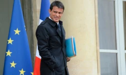 Le Premier ministre Manuel Valls quitte l'Elysée après le conseil des ministres extraordinaire, le 10 mai 2016