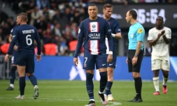 L'attaquant du PSG Kylian Mbappé aprÚs la défaite contre Lorient au Parc des Princes, le 30 avril 2023