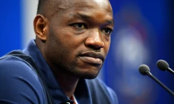 Le gardien français Steve Mandanda en conférence de presse, le 8 juin 2016 à Clairefontaine