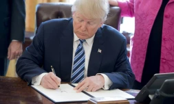 Le président américain Donald Trump à la Maison Blanche, le 9 février 2017 à Washington