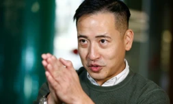 L'avocat Jason Ng, militant pour la démocratie à Hong Kong, lors d'une interview avec l'AFP, le 23 janvier 2020 à Barcelone, en Espagne