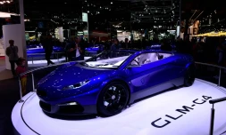 Un concept-car électrique japonaise, la GLM-G4, au Mondial de l'Automobile, le 1er octobre 2016 à Paris