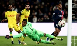 Bradley Barcola ouvre la marque pour le PSG face à la Nantes au Parc des Princes le 9 décembe 2023