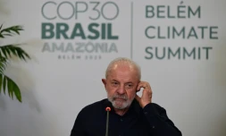 Le président brésilien Luiz Inacio Lula da Silva lors d'une interview avec des agences internationales, dont l'AFP, le 4 novembre 2025 à Belem, au Brésil, à deux jours de l'ouverture de la COP30