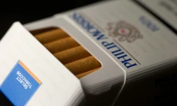 Un paquet de cigarettes de la marque Philip Morris, à Paris, le 25 septembre 2014