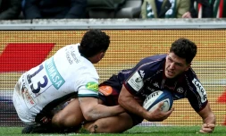 Nicolas Depoortere marque pour l'UBB contre Leicester à Bordeaux le 8 décember 2024