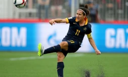 L'internationale australienne Lisa De Vanna lors d'un match de Coupe du monde contre le Brésil le 21 juin 2015 à Moncton, au Canada