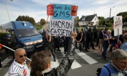 Manifestation d'employés de GM&S La Souterraine à Egletons, le 4 octobre 2017 