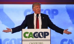 Donald Trump candidat à l'investiture républicaine, lors d'un discours le 29 avril 2016 à Burlingame (Californie)