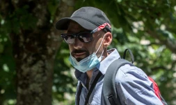 Cédric Jubillar le 12 juin 2021 lors d'une marche blanche organisée à Albi en souvenir de son épouse