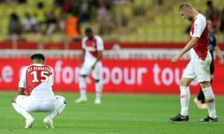 La déception des joueurs de Monaco après le match nul concédé face à Nîmes, le 21 septembre 2018 au stade Louis-II