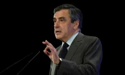Le candidat des Républicains à l'élection présidentielle François Fillon, le 9 février 2017 à Chasseneuil-du-Poitou, près de Poitiers