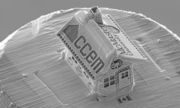 Image diffusée par l'université le 18 décembre 2019 de "la plus petite maison en pain d'épice du monde" réalisée par un chercheur canadien de l'université McMaster à Hamilton