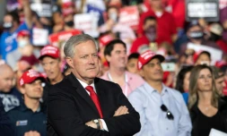 Mark Meadows, l'ancien chef de cabinet de Donald Trump, lors d'un meeting de campagne de l'ex-président à Gastonia, en Caroline du Nord