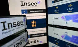 Des écrans affichant le logo de l’Institut national de la statistique et des études économiques (INSEE) à Toulouse, le 8 septembre 2025