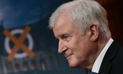 Le ministre de l'Intérieur allemand Horst Seehofer lors d'un débat télévisé à Munich, le 14 octobre 2018