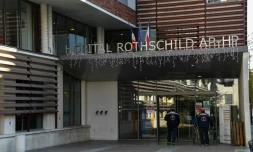 L'entrée de l'Ehpad Rothschild à Paris, le 25 mars 2020 