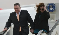 Le secrétaire d'Etat Mike Pompeo et son épouse Susan arrivent à Amman, au début d'une tournée régionale du chef de la diplomatie américaine pour rassurer sur la stratégie des Etats-Unis, le 8 janvier 2019