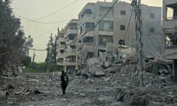 Après un bombardement israélien dans la région de Tyr, dans le sud du Liban, le 4 avril 2026