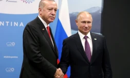 Les présidents russe Vladimir Poutine et turc Recep Tayyip Erdogan (g), le 1er décembre 2018 à Buenos Aires, en Argentine