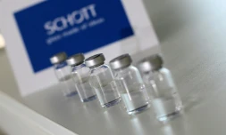 Des flacon de la firme allemande Schott destinés à contenir un vaccin contre le Covid-19, le 20 novembre 2020 à Mayence