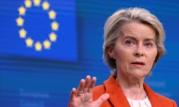 La présidente de la Commission européenne Ursula von der Leyen s'exprime lors d'une conférence de presse à l'issue du sommet de l'UE à Bruxelles, le 17 octobre 2024