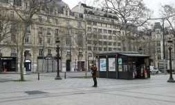 Les Champs-Elysees le 17 mars 2020