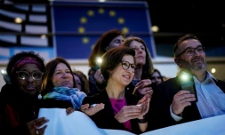 Des députés européens écologistes participent à une action symbolique marquant le départ de leurs collègues britanniques pour cause de Brexit, le 28 janvier à Bruxelles