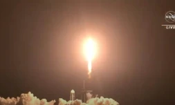 Image d'une vidéo diffusée le 23 avril 2021 par la Nasa du décollage de la fusée Falcon 9 de SpaceX du centre spatial Kennedy, en Floride