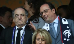 Le président de la FFF Noël Le Graët et le président François Hollande, lors d'un match de l'Euro entre la France et la Suisse, le 19 juin 2016 à Lille