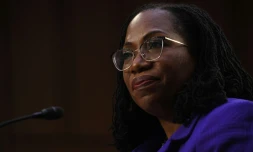 La juge Ketanji Brown Jackson auditionnée au Sénat le 21 mars 2022 à Washington