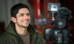 Le jeune agriculteur d'Indre-et-Loire David Forge  emmène chaque semaine sur internet des milliers de fans à la découverte de sa ferme de  Saint-Senoch, le 17 février 2017