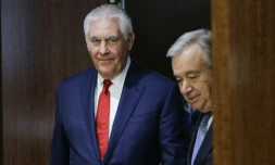 Le secrétaire d'état américain Rex Tillerson et le Secrétaire général des Nations Unies Antonio Guterres le 15 décembre 2017 au siÚge de l'ONU à New York