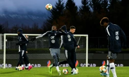Les joueurs de l'équipe de France lors d'une séance d'entraînement à Reykjavik, le 10 octobre 2019 à la veille d'affronter l'Irlande