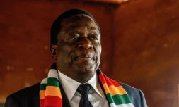 Le président zimbabwéen Emmerson Mnangagwa après avoir voté aux élections générales, le 30 juillet 2018 à Kwekwe