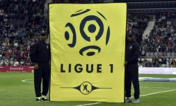 AprÚs Marseille, Nßmes a aussi confirmé vendredi avoir atteint la barre fatidique des quatre cas de Covid-19, et de nombreux autres clubs sont touchés par la pandémie