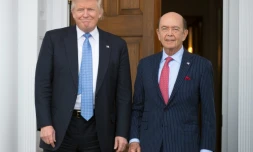 Donald Trump et son futur ministre du Commerce, Wilbur Ross, le 20 novembre 2016 à Bedminster, dans le New Jersey 