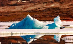 Un iceberg à Baffin Bay, dans l'océan Arctique, le 18 juillet 2022 près de Pituffik, au Groenland
