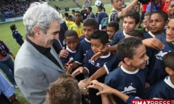 Dimanche 28 octobre 2007 - Raymond Domenech assiste à la finale de la coupe régionale de France de football